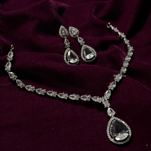 AD Necklace Set